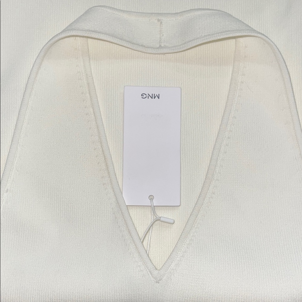 Mango Cream Ribbed V-Neck Tank - Picture 3 of 4